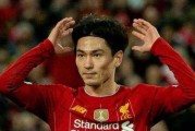 乐竞体育官网- 云达不莱梅传奇队长退役，更衣室精神传承  