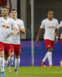  莱比锡红牛强势登顶，德甲新贵展现冠军底蕴