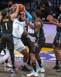  杜兰特关键球能力再现，太阳加时鏖战击败东部劲旅