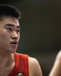  穆雷约基奇默契连线不断，掘金全民皆兵大胜火箭